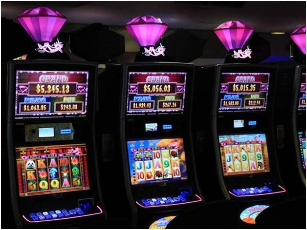 Is it legal to own pokies machines in Queensland?